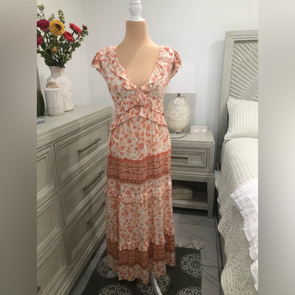 Chic Ruffled Floral Maxi Dress in Orange and Cream